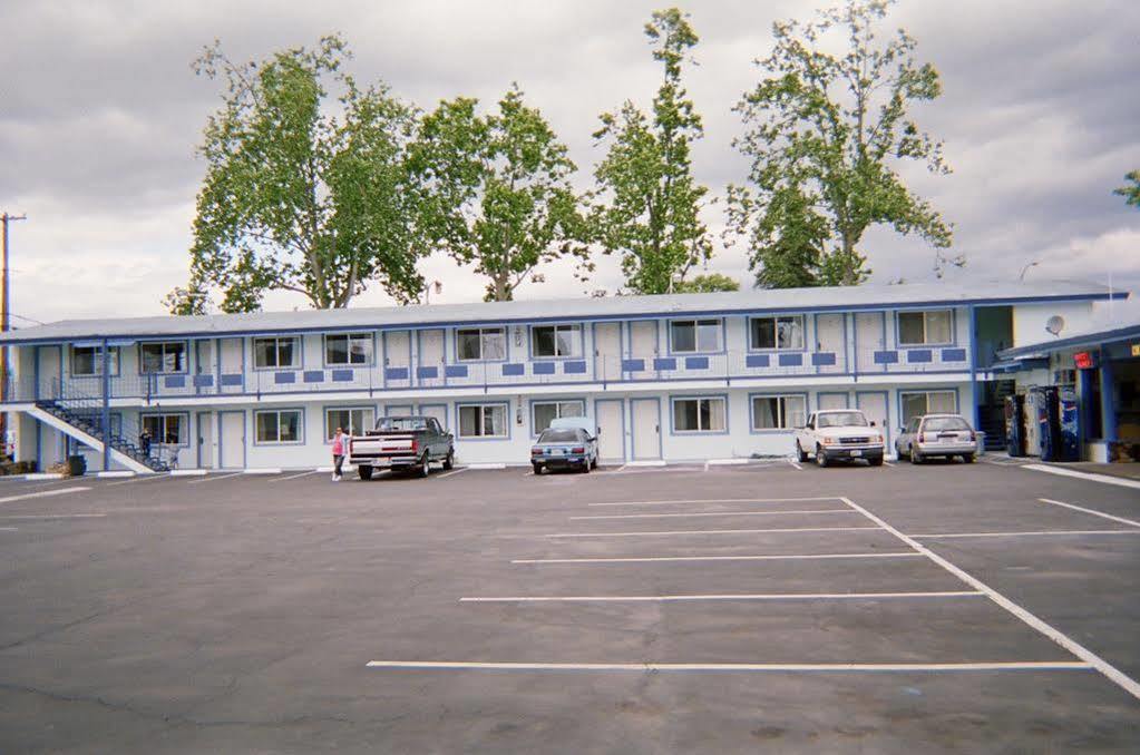 Stardust Motel Реддинг Экстерьер фото